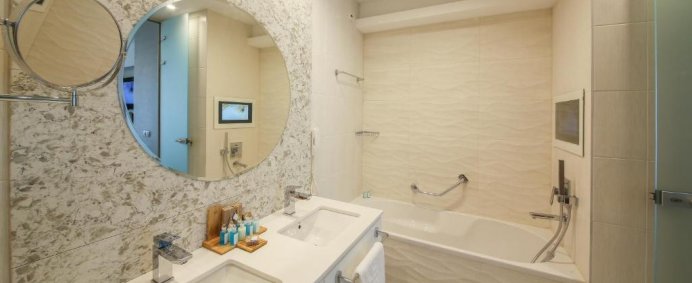 Hotel MARITIM PARADISE BLUE HOTEL & SPA 5* - Albena, Bulgaria. - Photo 2