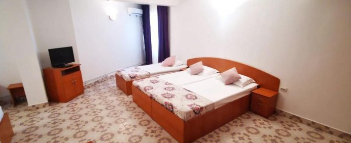 Hotel BERLIN 2* - Eforie Nord, Romania. (PET FRIENDLY) - Photo 12