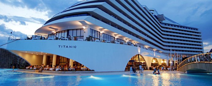 Hotel TITANIC BEACH 5* - Lara, Turcia. - Photo 1